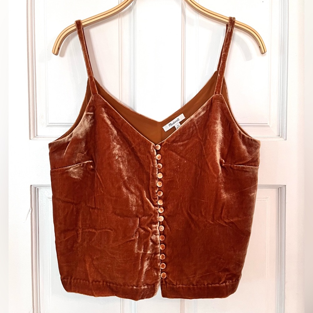 ✨MADEWELL✨Velvet Button Down Cami Tank Top - Picture 4 of 5